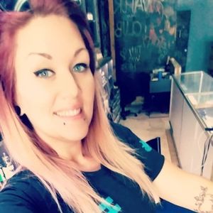 Meet your Posher, Camille